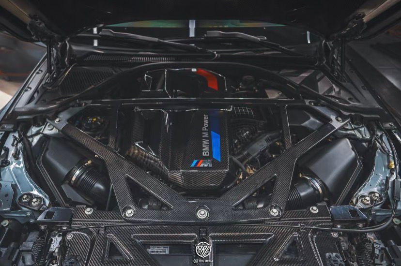 CARBON FIBER & ALUMINUM CSL ENGINE STRUT BRACE - BMW M3/M4 (G80/G81/G82/G83)