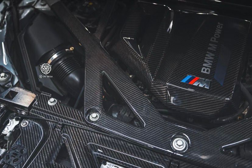 CARBON FIBER & ALUMINUM CSL ENGINE STRUT BRACE - BMW M3/M4 (G80/G81/G82/G83)