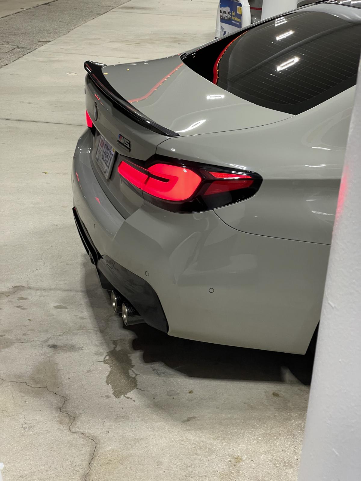 CS STYLE REAR SPOILER IN DRY CARBON FIBER - BMW F90 M5 & G30 5 SERIES