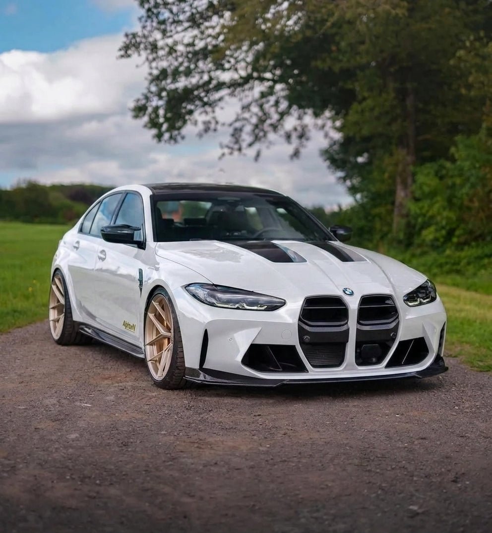 ALPHA N STYLE FRONT GRILL IN DRY CARBON FIBER - BMW M3/M4 (G80/G82/G83)