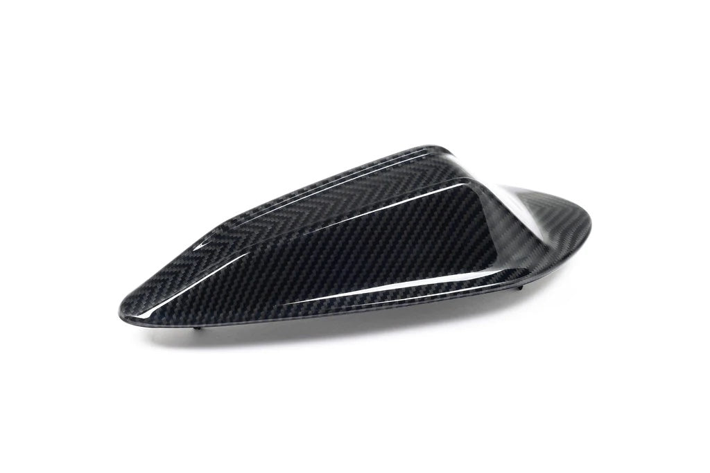 ANTENNA COVER IN DRY CARBON FIBER -BMW M3/M4 (G80/G82/G83)