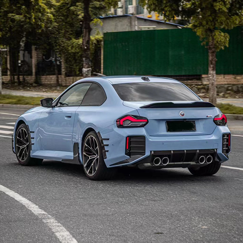 M PERFORMANCE STYLE (REAR) WHEEL ARCH TRIMS IN DRY CARBON FIBER - BMW M2 (G87)