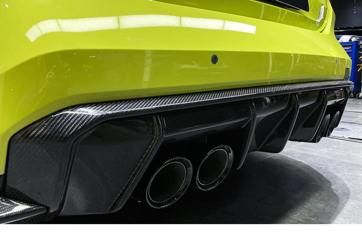 OEM STYLE REAR DIFFUSER TRIM IN DRY CARBON FIBER - (G80/G82/G83)