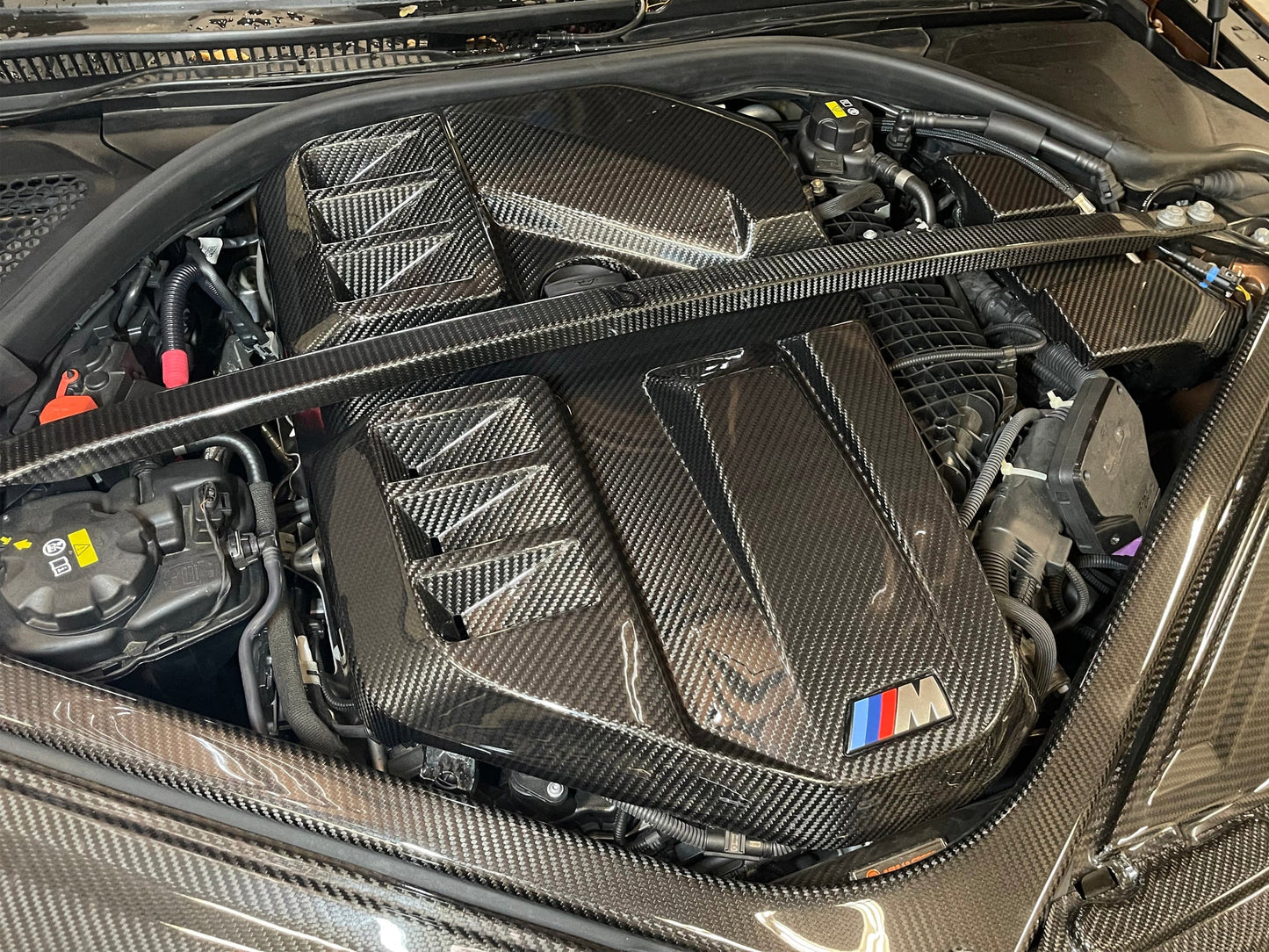 S58 BMW G8X CARBON FIBER ENGINE COVER (GLOSS) BMW M3/M4 (G80/G82/G83)