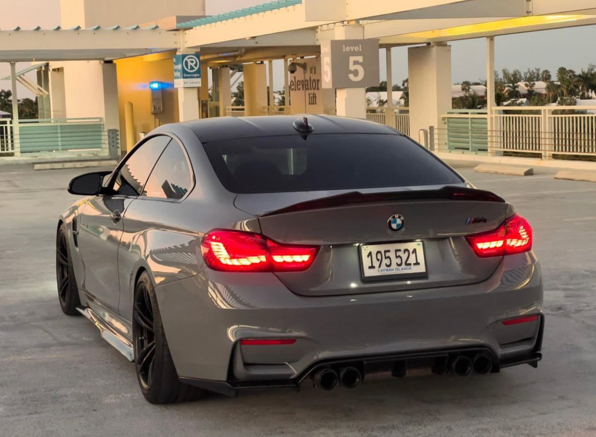 PSM STYLE SIDE SKIRTS IN CARBON FIBER - BMW M3/M4 F80/F82/F83