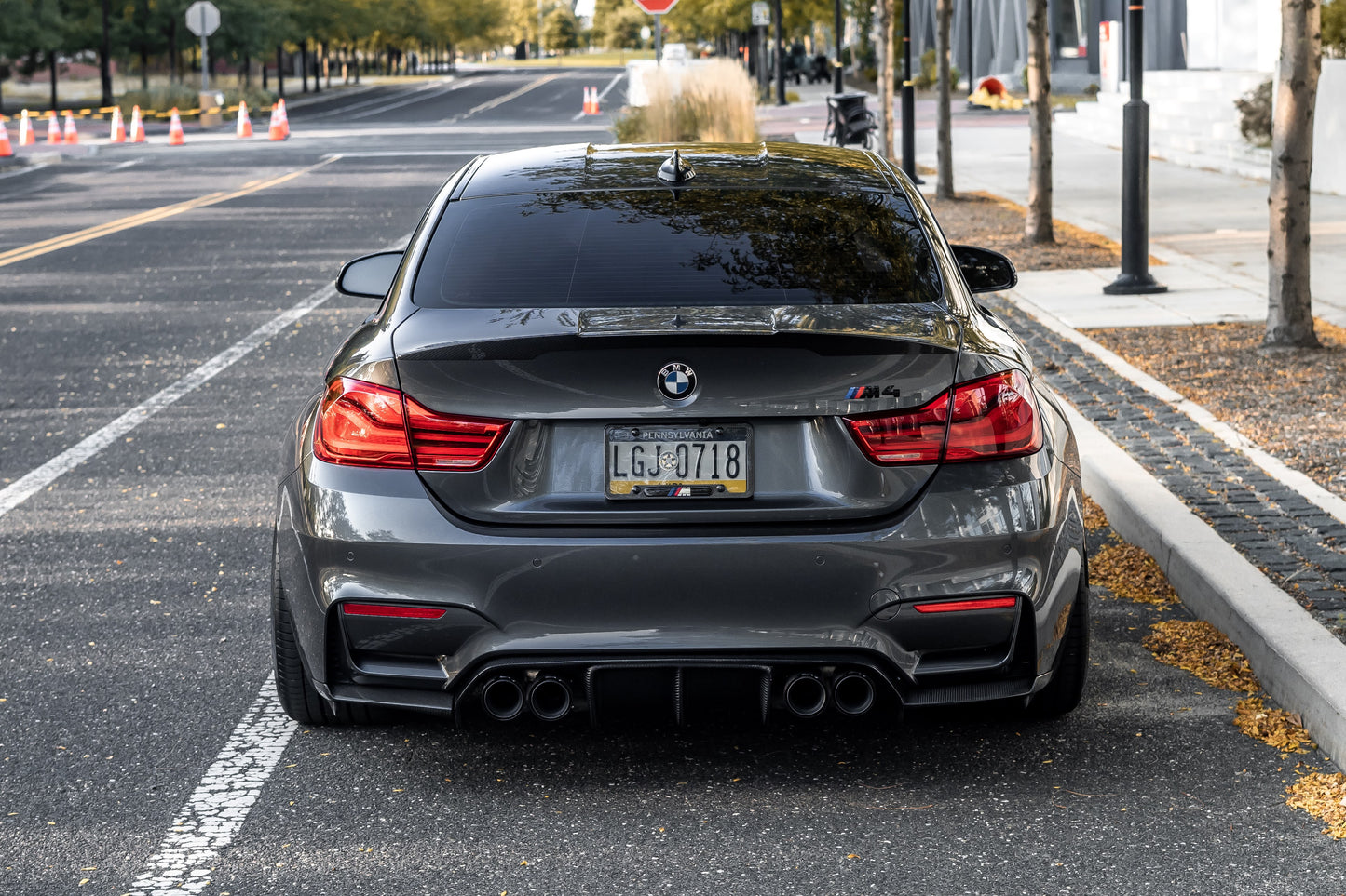 VORSTEINER STYLE REAR DIFFUSER IN CARBON FIBER - BMW M3/M4 F80/F82/F83