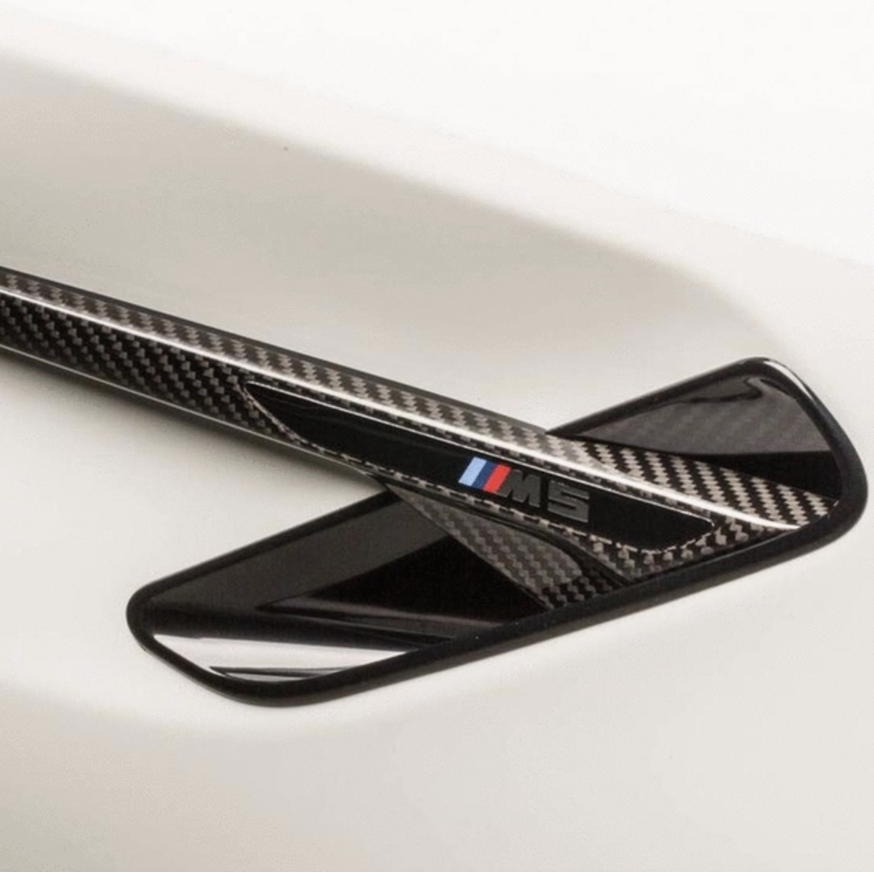 CARBON FIBER SIDE VENT TRIM (SET) - BMW M5 (F90) 2018+ (ALL MODELS)